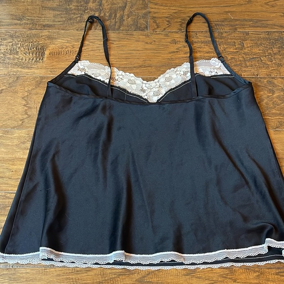Victoria Secret Black Satin Lace Camisole Tank - Picture 4 of 4